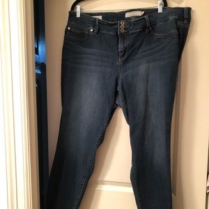 Torrid Jegging skinny jeans